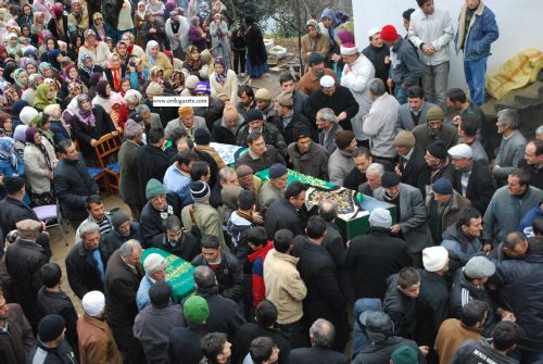 Kaza Kurbanları Toprağa verildi