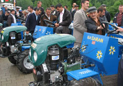 Pat patın altında kalınca hastanelik oldu