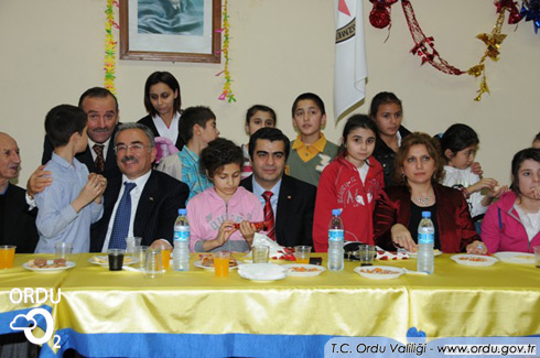 Vali Düzgün'ün Yılbaşı Ziyaretleri