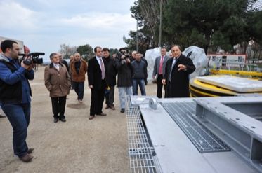 5 Tır Malzeme Geldi