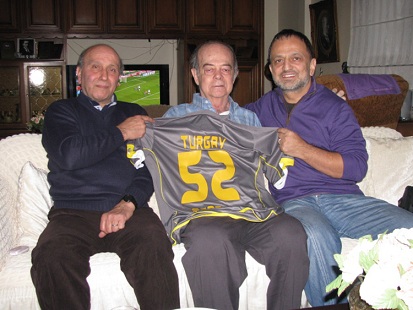 Pele Erol dan Turgay'a 52 Forması