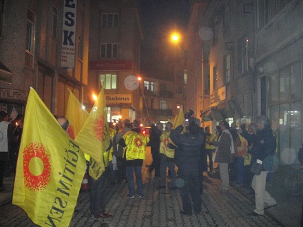 KADINLI ERKEKLİ DİRENMEYE DEVAM EDİYORUZ!