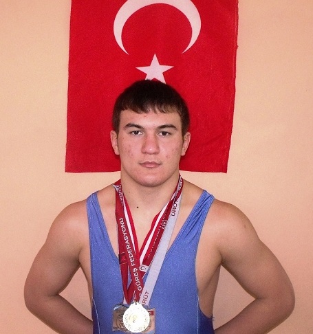 FATİH BAŞKÖY MİLLİ TAKIM YOLUNDA