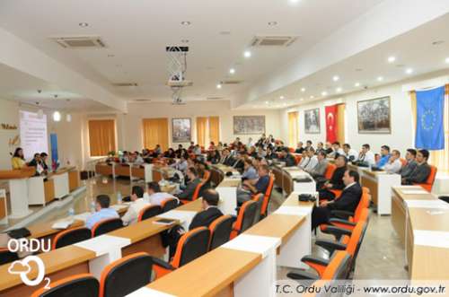 "Avrupa Birliği'ne Uyum Ordusu"