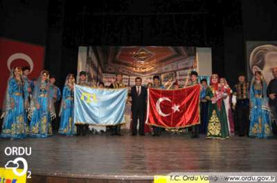 AKM'de Kırım Tatar Dans Ziyafeti