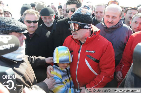 Bakan Şahin Kayak Tesisinde