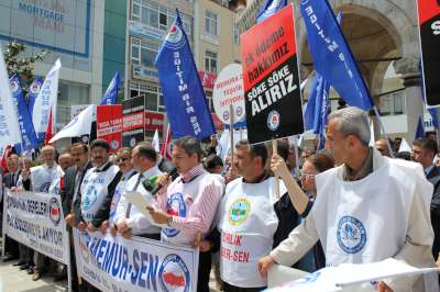 HÜKÜMETİN TEKLİFİ ALANLARA DAVETTİR