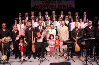 Özel İdare Korosundan Konser