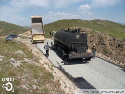 Vali Çambaşı Yatırımlarını İnceledi