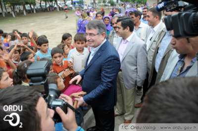 Şahin'in  "Göçer işçi" ler Ziyareti