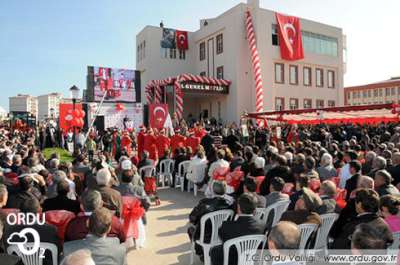 Şahin Hızını Alamadı 201 Açılış