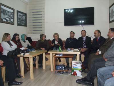 Nazlı Ilıcak UNDER konuğuydu