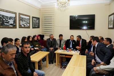 Düşene Vuran Olmayız