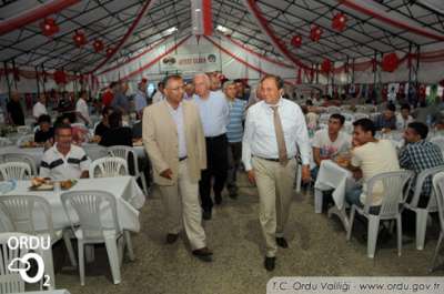 Resmi Zevat İlk İftarını Açtı