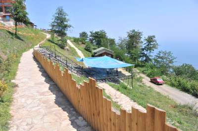 Boztepede Yeni Peşkeş mi ?