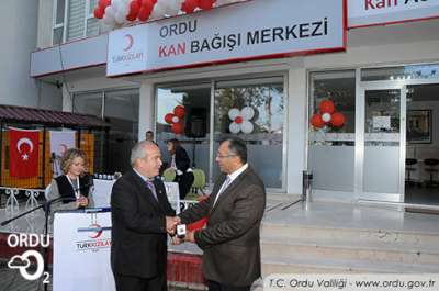 Kızılay Kan Merkezi Açıldı