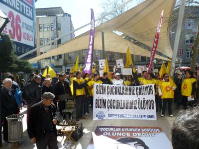 Zulüm ve Yolsuzluk Düzenini Sıfırlamak İçin Alanlardayız!