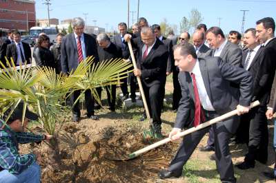 ODÜ' ye İkiyüz Fidan Dikildi