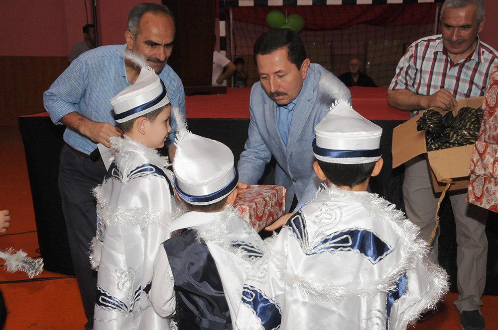 289 Çocuk Sünnet Edildi...