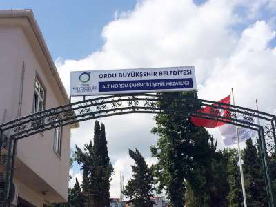 Ölünce, Gömülme Derdimiz Yok