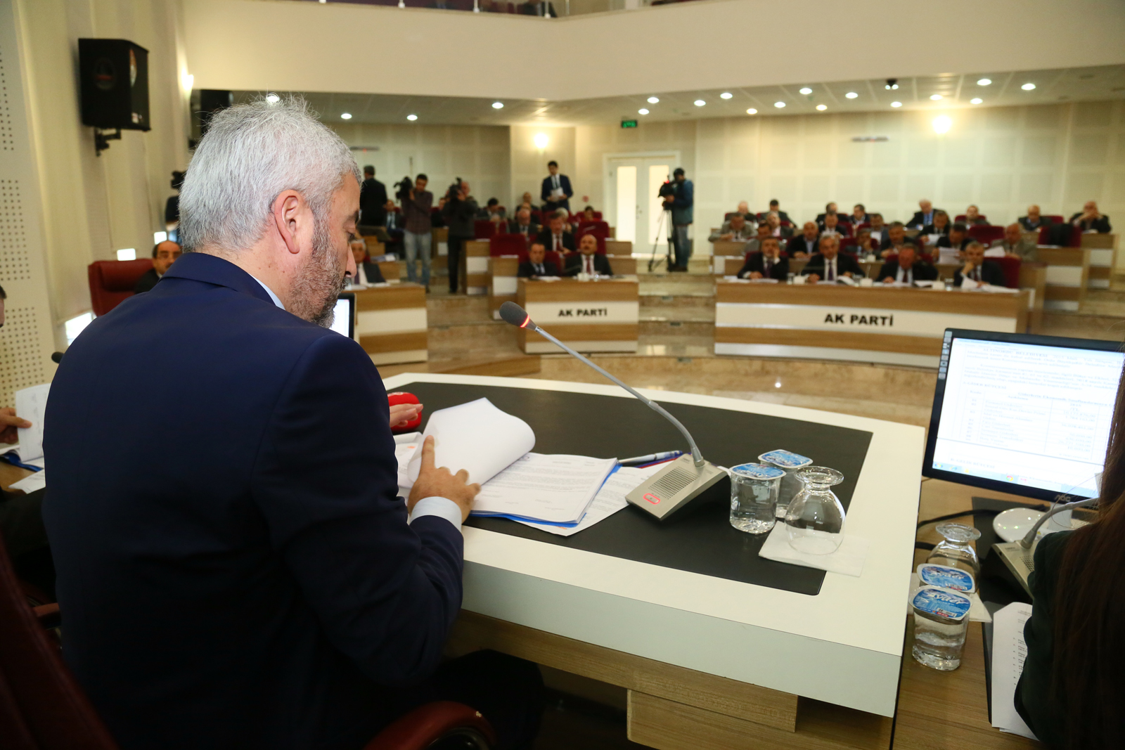 Bütçede "Züğürtlük" Gülyalı'da