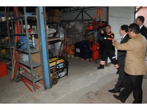 Afetçilere Vali Denetimi