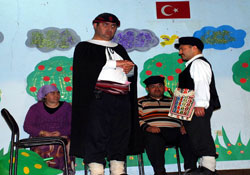 Sahnede engel tanımadılar