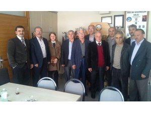 HDP muhtarlarla ve arıcılarla buluştu