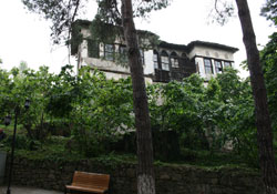 Ünye de 160 yıllık ev kurtarılıyor