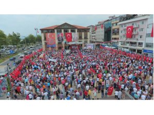 DEMOKRASİ VE ŞEHİTLER MİTİNGİ ORDU'DA YAPILDI