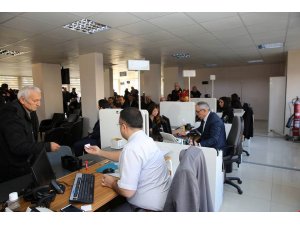 Kimlikte Renk Ayrımına Son...