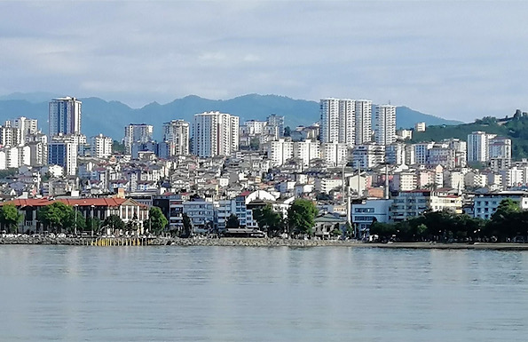 BEYLER, BU ŞEHRİN VİCDANSIZLARI OLMAYIN!..