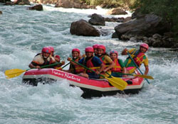 Sümela Rafting Şenliği düzenlendi