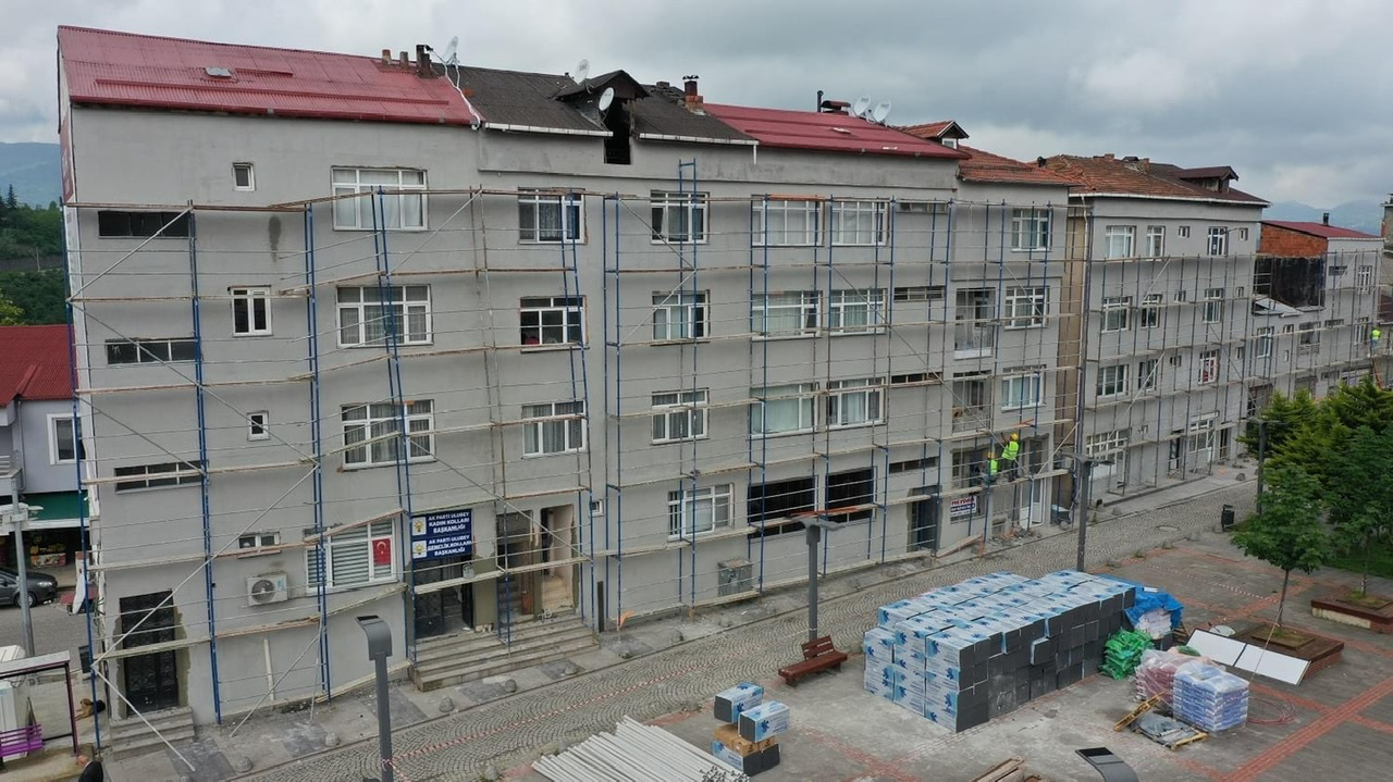 BÜYÜKŞEHİR'İN ULUBEY’DE 121 BİNADA YAPACAĞI CEPHE İYİLEŞTİRME ÇALIŞMALARINA BAŞLANILDI