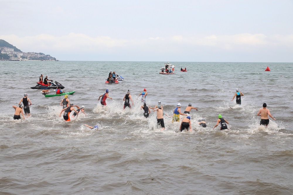 TRİATLON YARIŞLARI SONA ERDİ