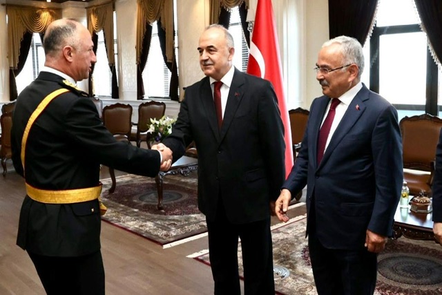 30 Ağustos Zafer Bayramının 101. yıl dönümü düzenlenen törenlerle kutlandı.