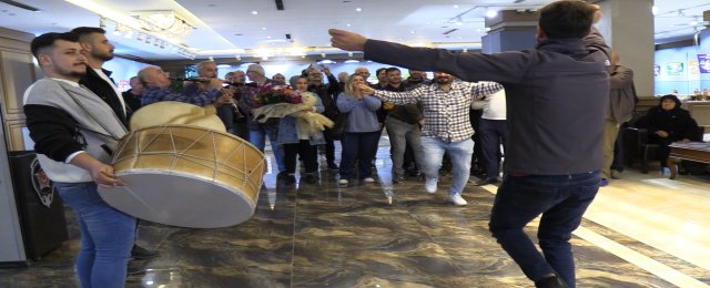 GÜLER, BAŞTA 65 YAŞ VE ENGELLİLER OLMAK ÜZERE DOLMUŞ ESNAFINA ÖDENEN ÜCRETSİZ BİNİŞ DESTEĞİNİ 3 TL’DEN 10 LİRAYA ÇIKARDIKLARINI