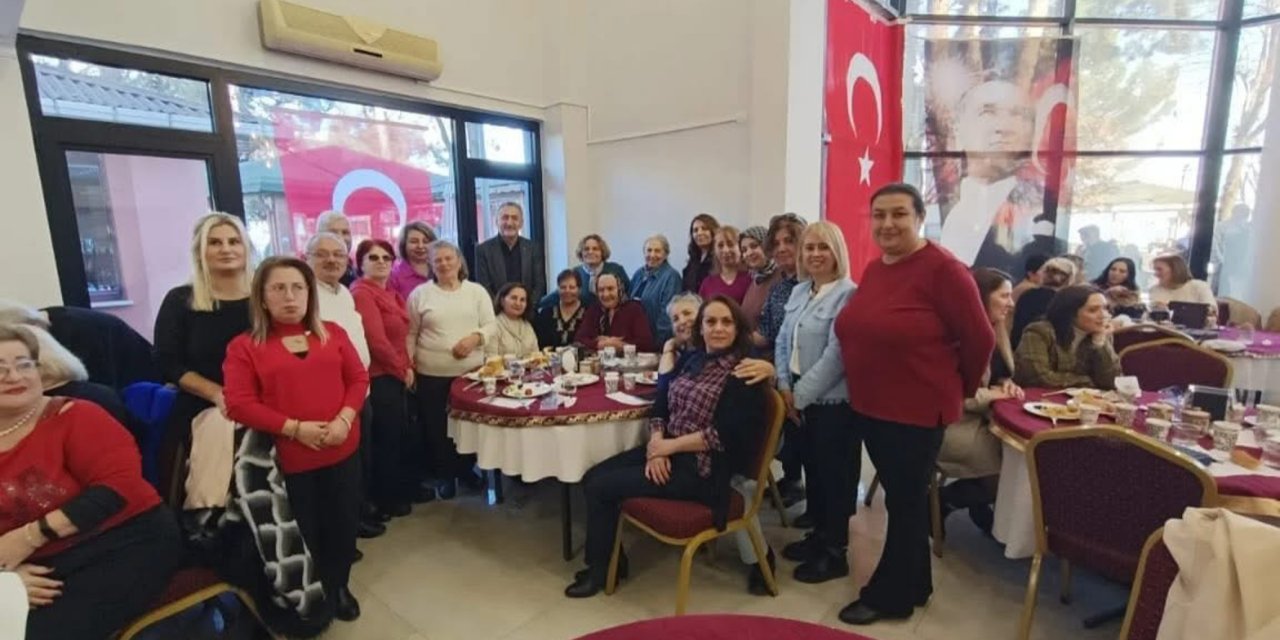 CHP ILÇE BAŞKANI BULUT GÜRSOY'UN AÇIKLAMASINI OKUYUNCA , TUNCER ENGIN KULAKLARIMI ÇINLATTI;)