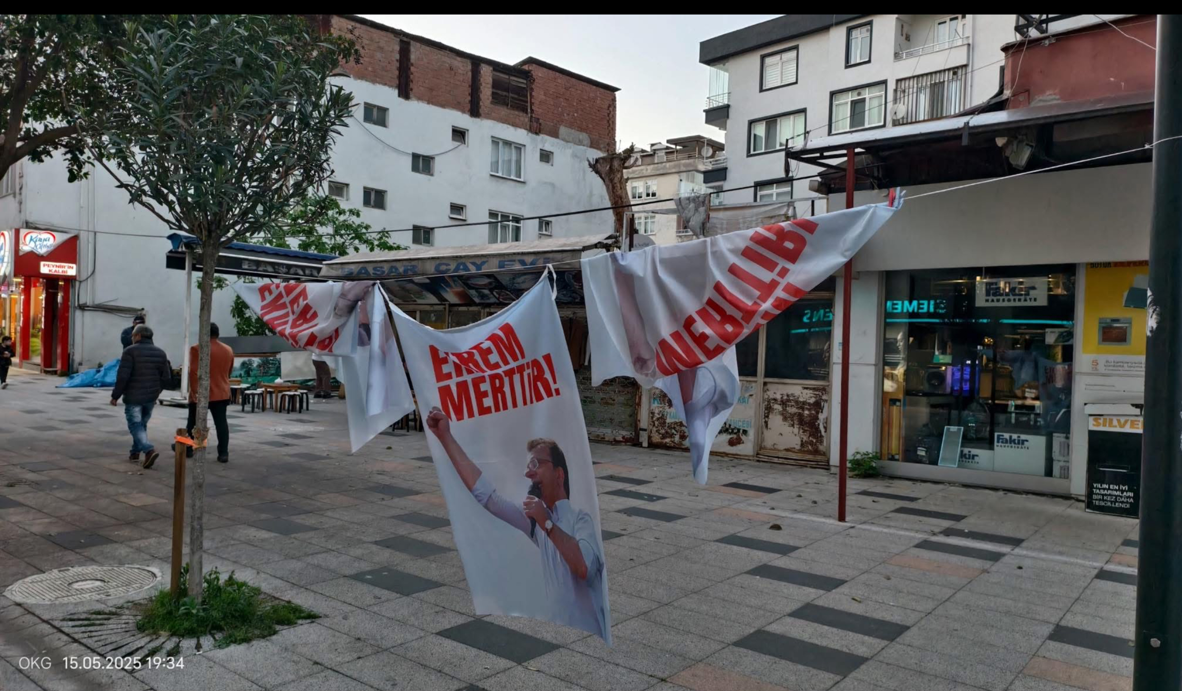 "İMAMOĞLU, AKP'Yİ 4 DEFA YENMİŞ!". BU SÖZLERİ  SÖYLEYEN ŞAHISLARIN  "HALKI KURTARACAK POLİTİKACI" OLDUĞUNU GÖRDÜKÇE KUSASIM GEL