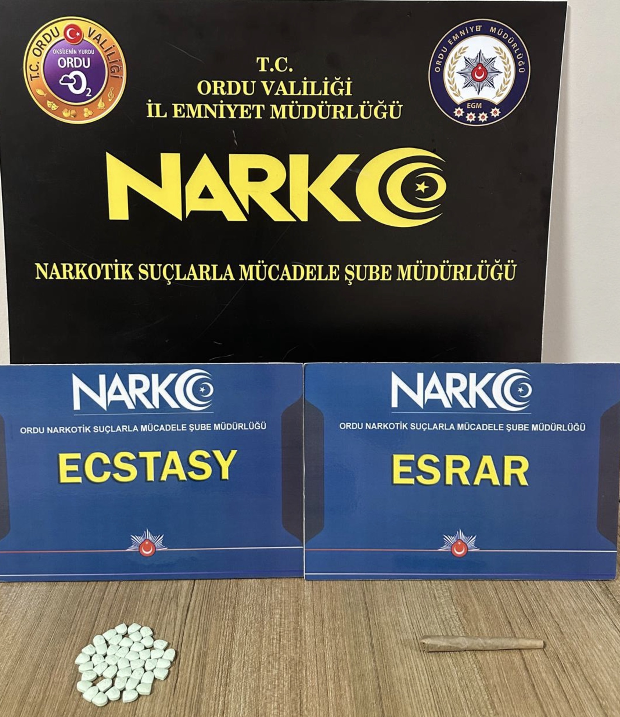 AMAN ÇOLUK ÇOCUĞA DİKKAT EDİN  UYUŞTURUCU HER AN BELALIIZ OLABİLİR