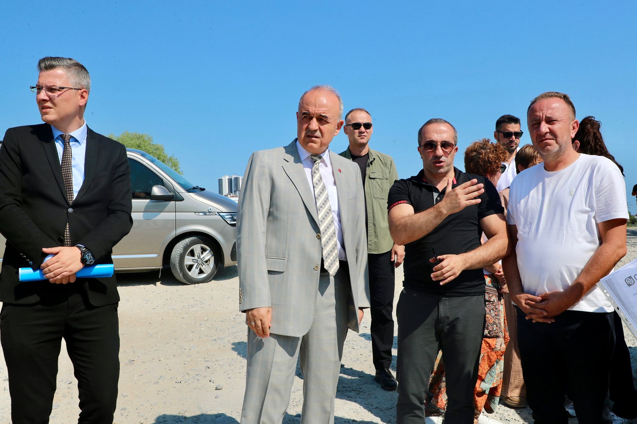 VALİ EROL, ÇED BAŞVURUSU YAPAN İŞLETMELERİ  BİZZAT YERİNDE İNCELEDİ