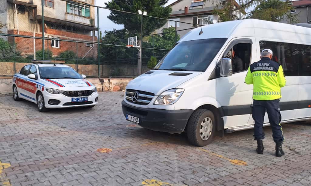 ÇOLUĞA ÇOCUĞA SAHİP ÇIKIN! UYUŞTURUCU TACIRLERI PUSUDA BEKLİYOR.