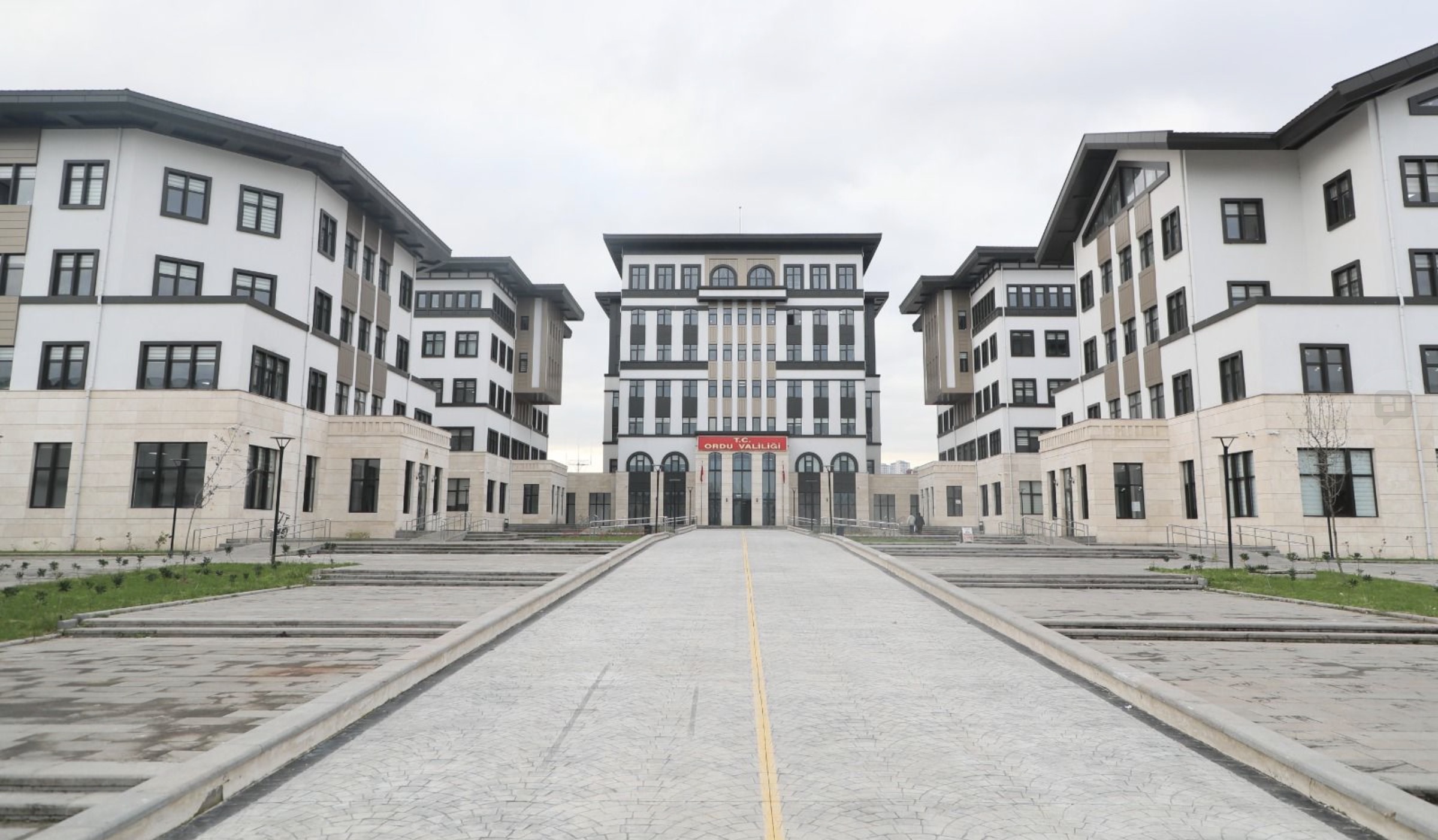 16 OCAK 2025'TE  HANGI ILÇEDE HANGI OKULLAR TATIL EDILDI