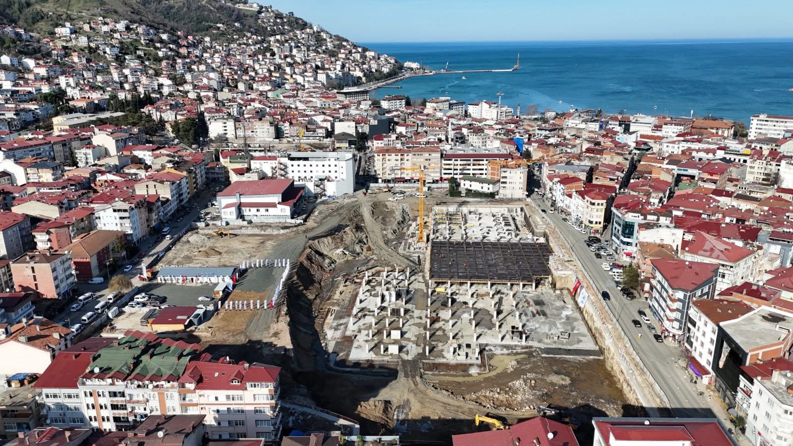 BAŞKAN GÜLER: “OTOPARK İNŞAATININ ARDINDAN BAHÇE PEYZAJ DÜZENLEMELERİ BAŞLAYACAK"