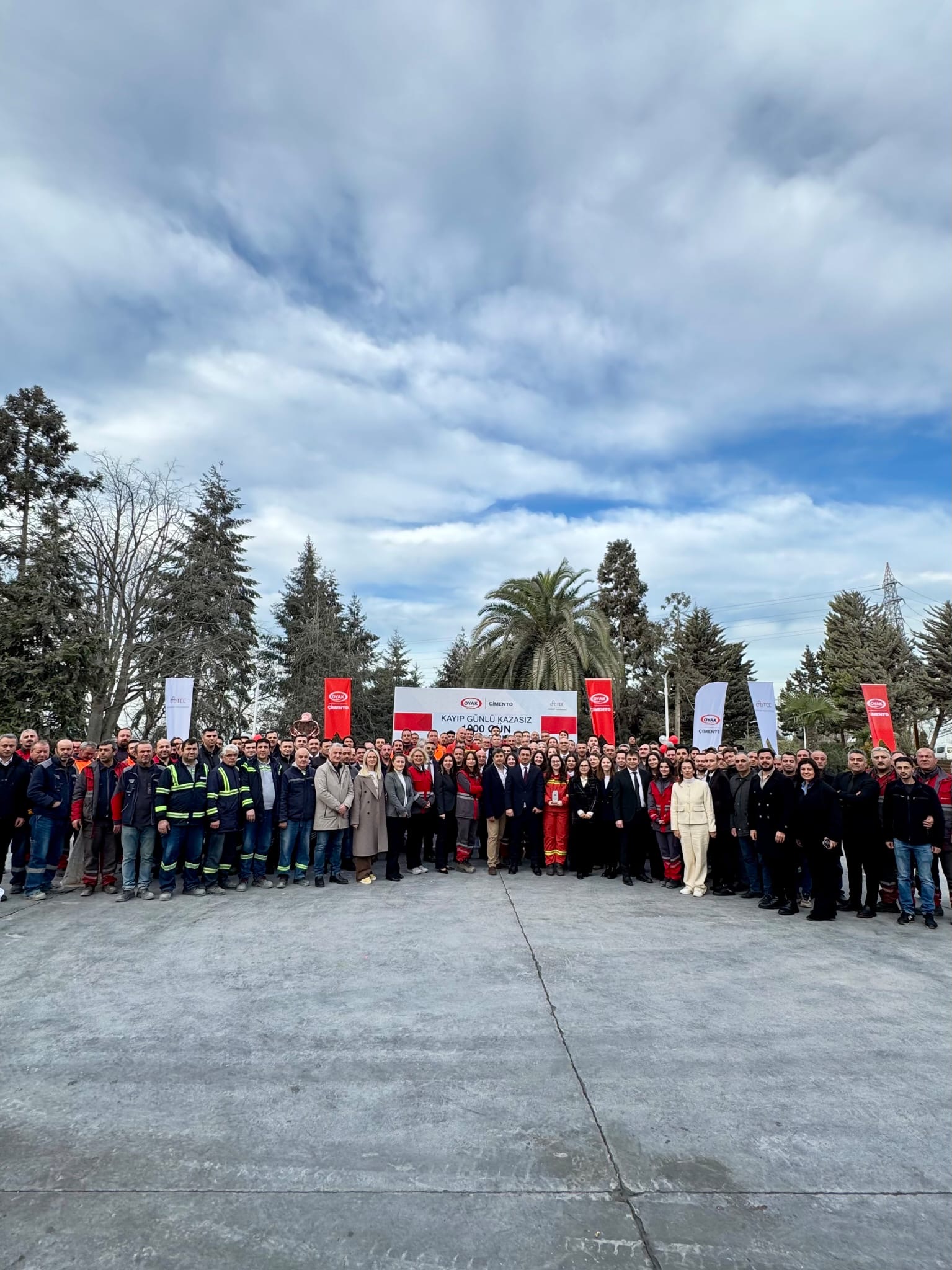 OYAK ÇİMENTO ÜNYE FABRİKASI’NDAN İSG’DE TARİHİ EŞİK: KAYIP ZAMANLI KAZASIZ 1000 GÜN