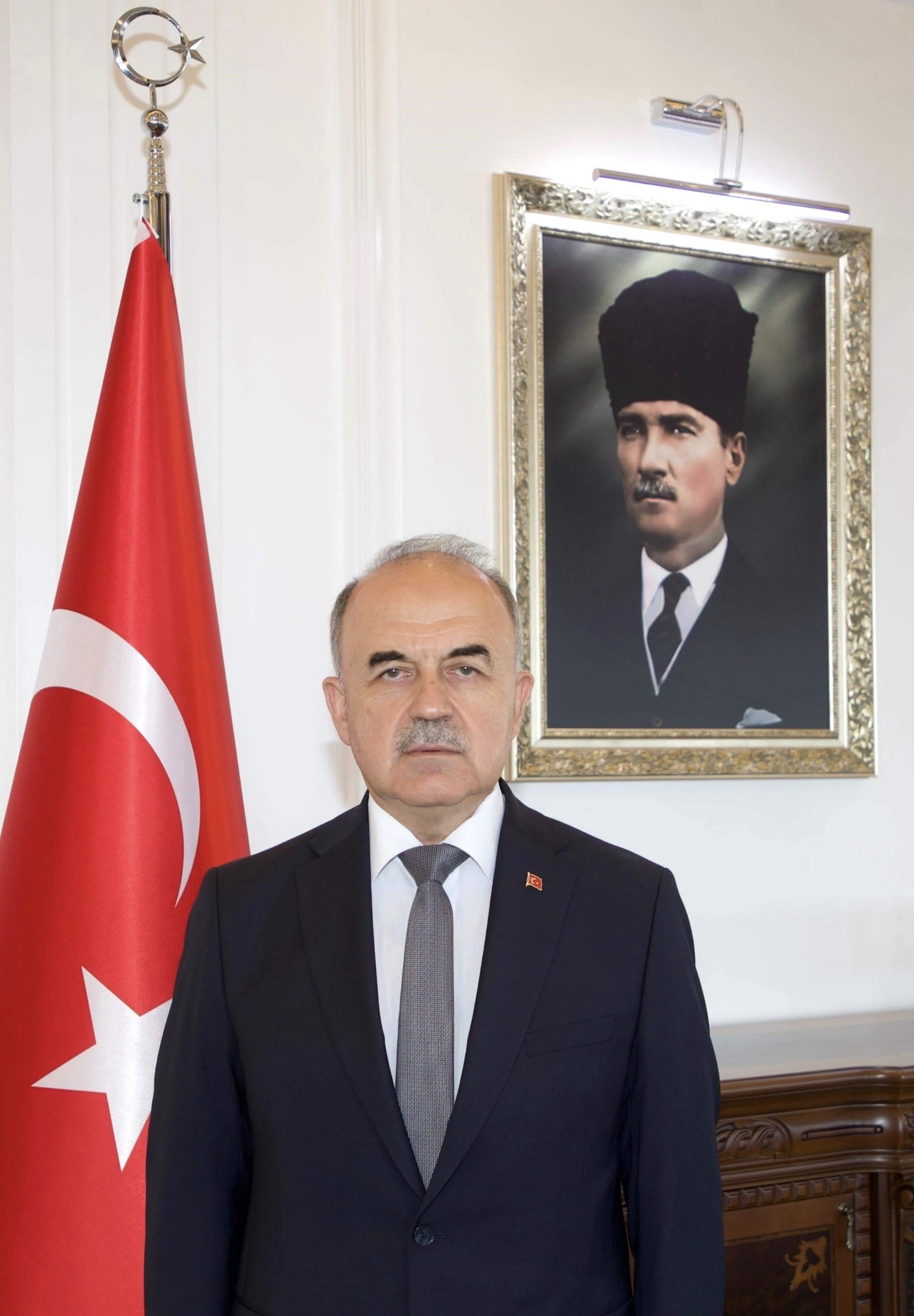 VALİ EROL’DAN NEVRUZ MESAJI: “GELECEĞİN İNŞASINA BİRLİKTE OMUZ VERMELİYİZ”