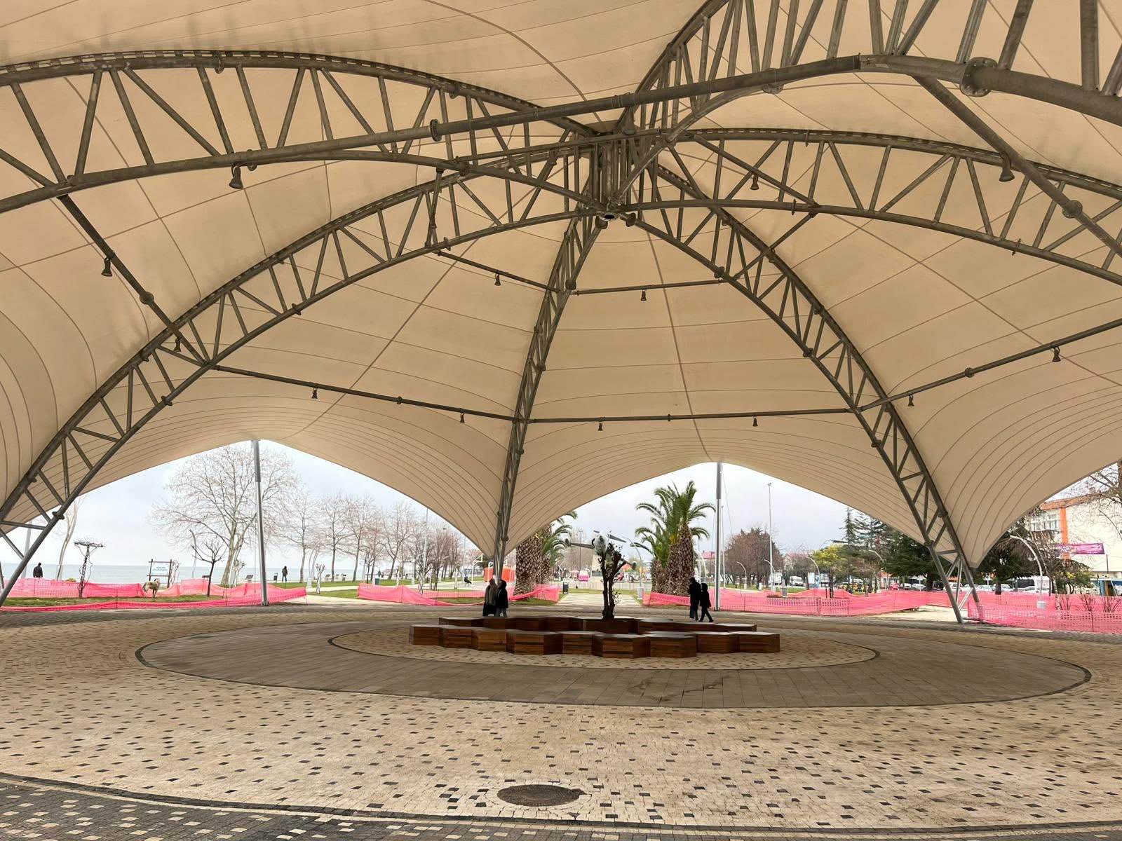 ORDU TAYFUN GÜRSOY PARKI'NA YENİ ETKİNLİK VE FUAR ALANI İNŞA EDİLDİ