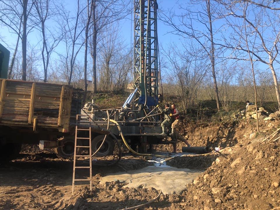 ORDU'DA KIRSAL MAHALLELERİN İÇME SUYU SORUNU SONDAJ ÇALIŞMALARIYLA ÇÖZÜLÜYOR