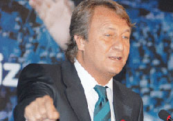 Zeki Sezer Ordu'ya geliyor