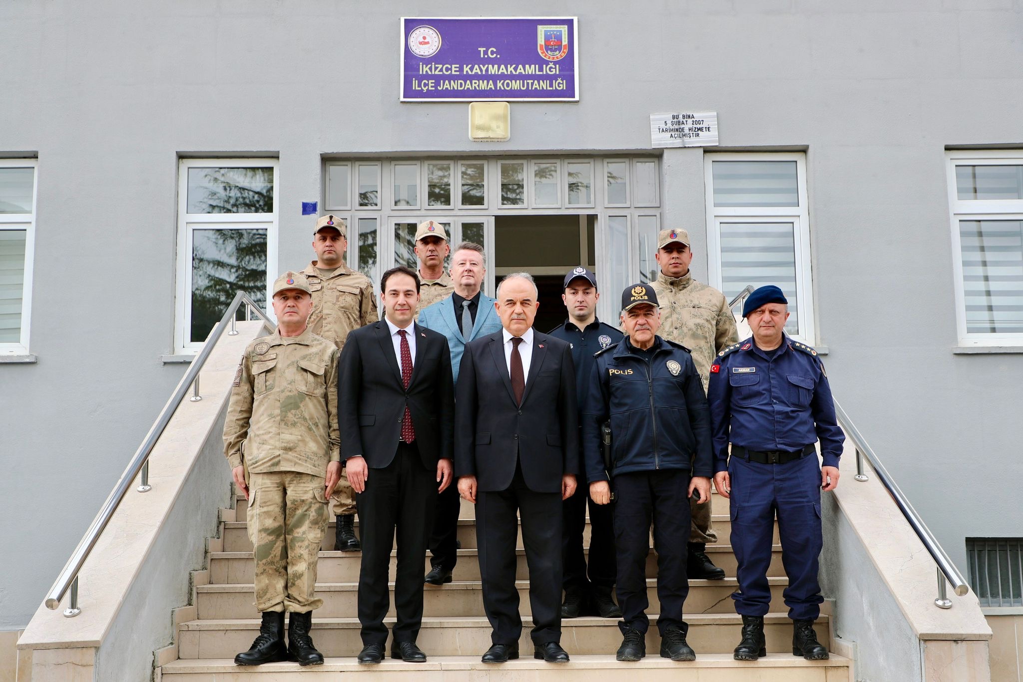 VALİ MUAMMER EROL, BU HAFTAKİ MESAİSİNE İKİZCE VE ÜNYE İLÇELERİNİ ZİYARET EDEREK BAŞLADI.